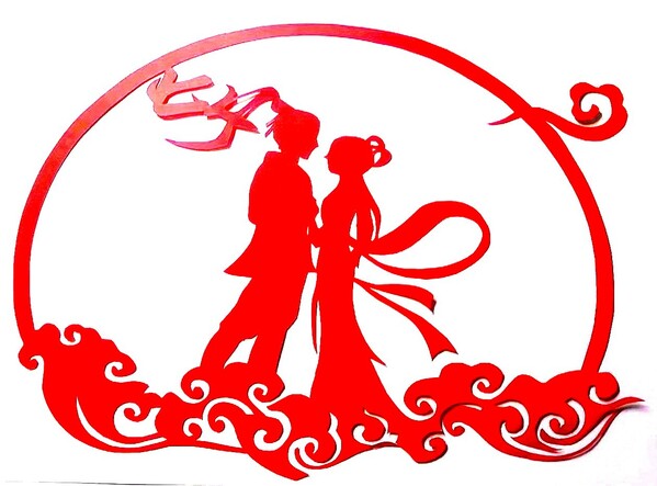 《相会》  爱在七夕，，，不止七夕，，，红纸裁出的不但是星夜邂逅，，，更藏着朝朝暮暮的悬念，，，爱在现在，，，更在往后每一个通俗朝夕。。。。。（摄重庆工程公司 孙川）.jpg