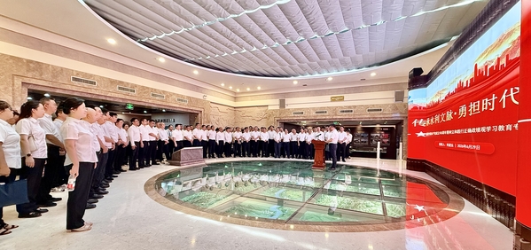 水电十五局举行庆祝中国共产党建设105周年主题活动暨党委书记专题党课-1.jpg